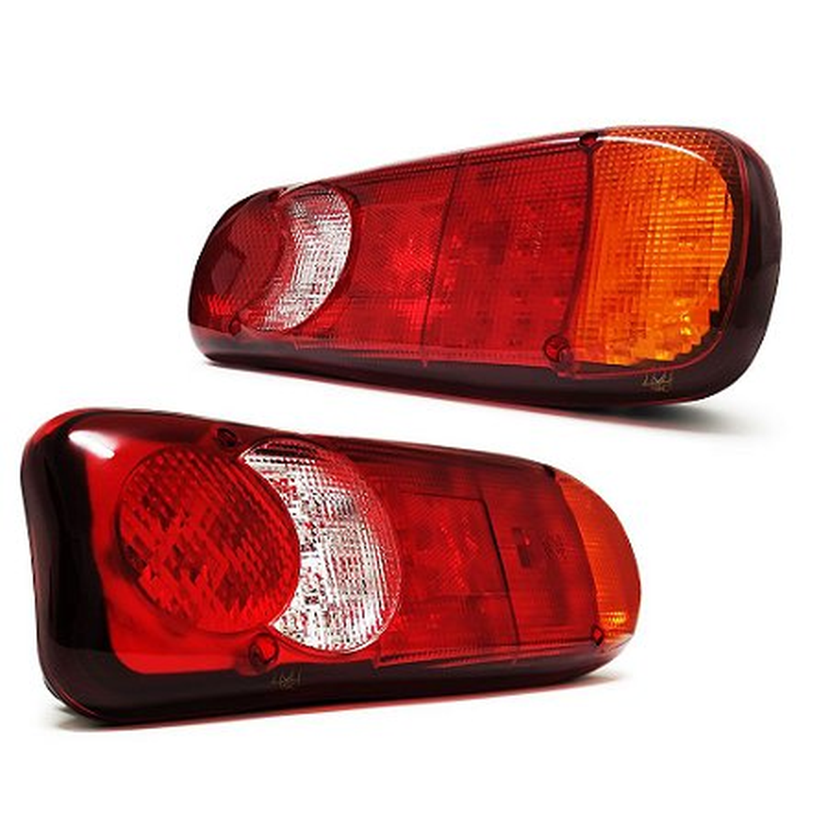 LANTERNA TRASEIRA Cargo 4x2/6x2/6x4 98-08